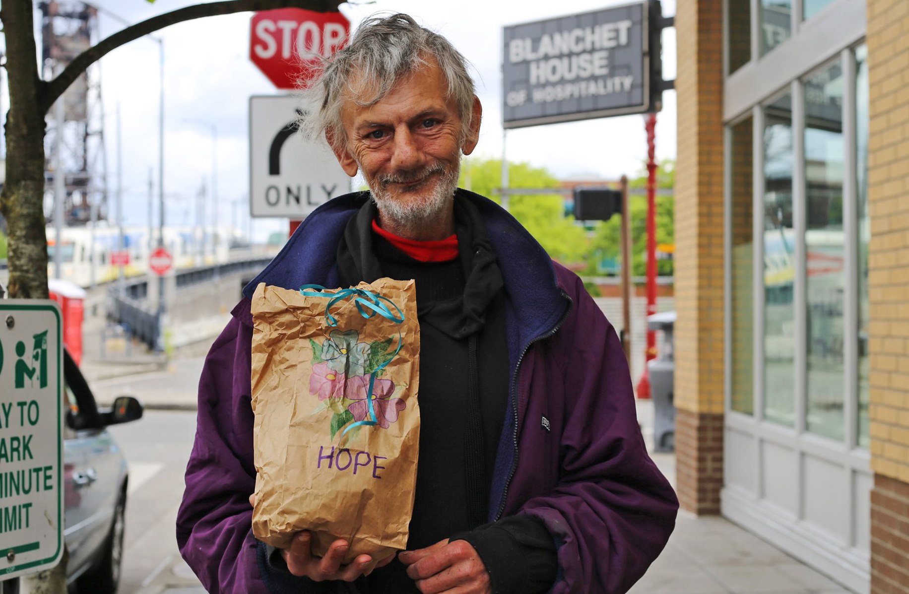 Make Sack Lunches for Homeless