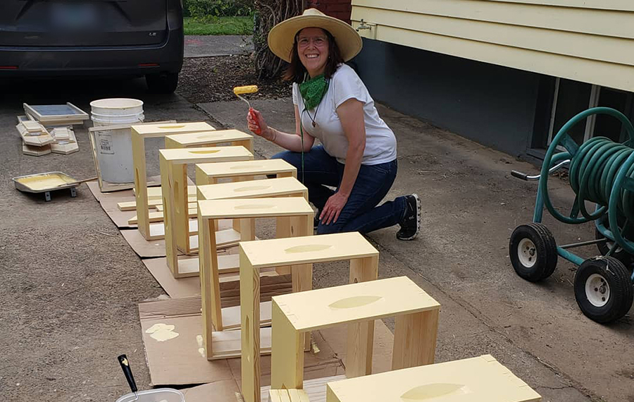 Katy Fackler_backyard beehive bee box building
